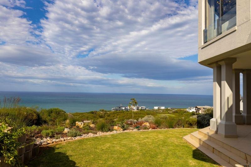 5 Bedroom Property for Sale in Pinnacle Point Golf Estate Western Cape